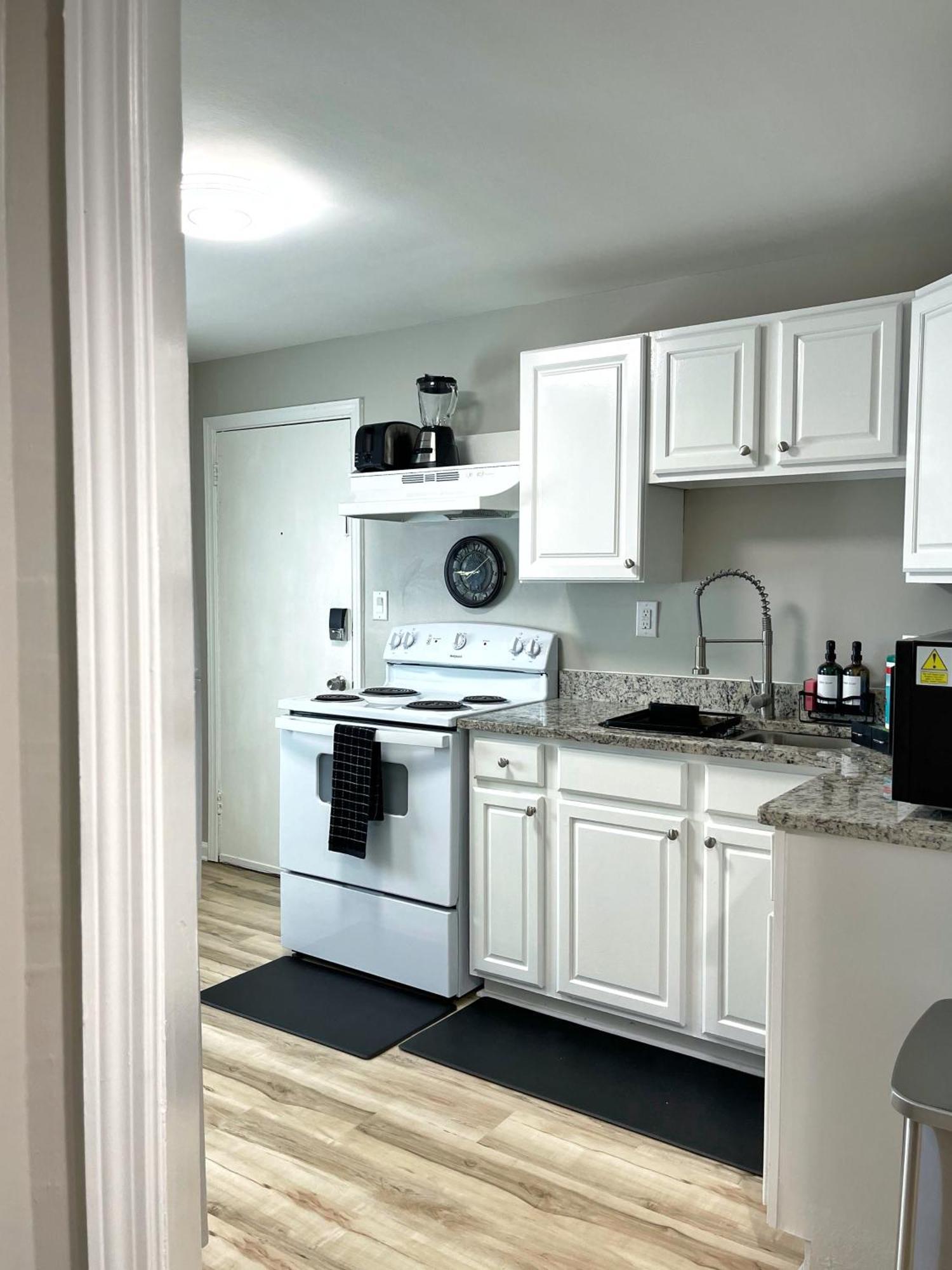 *new* The Cozy Haven, 5 Minutes To Atl Airport Appartement