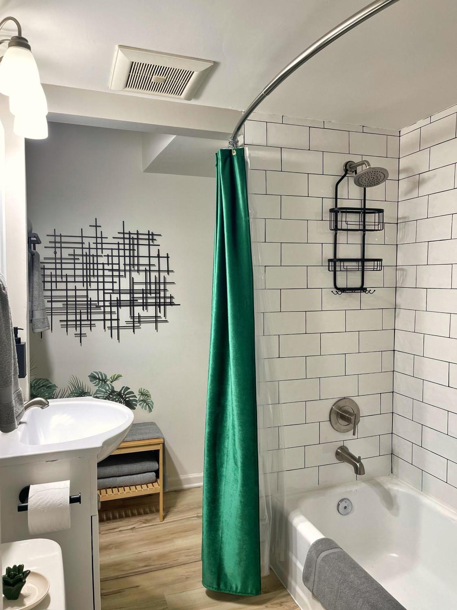*new* The Cozy Haven, 5 Minutes To Atl Airport Appartement